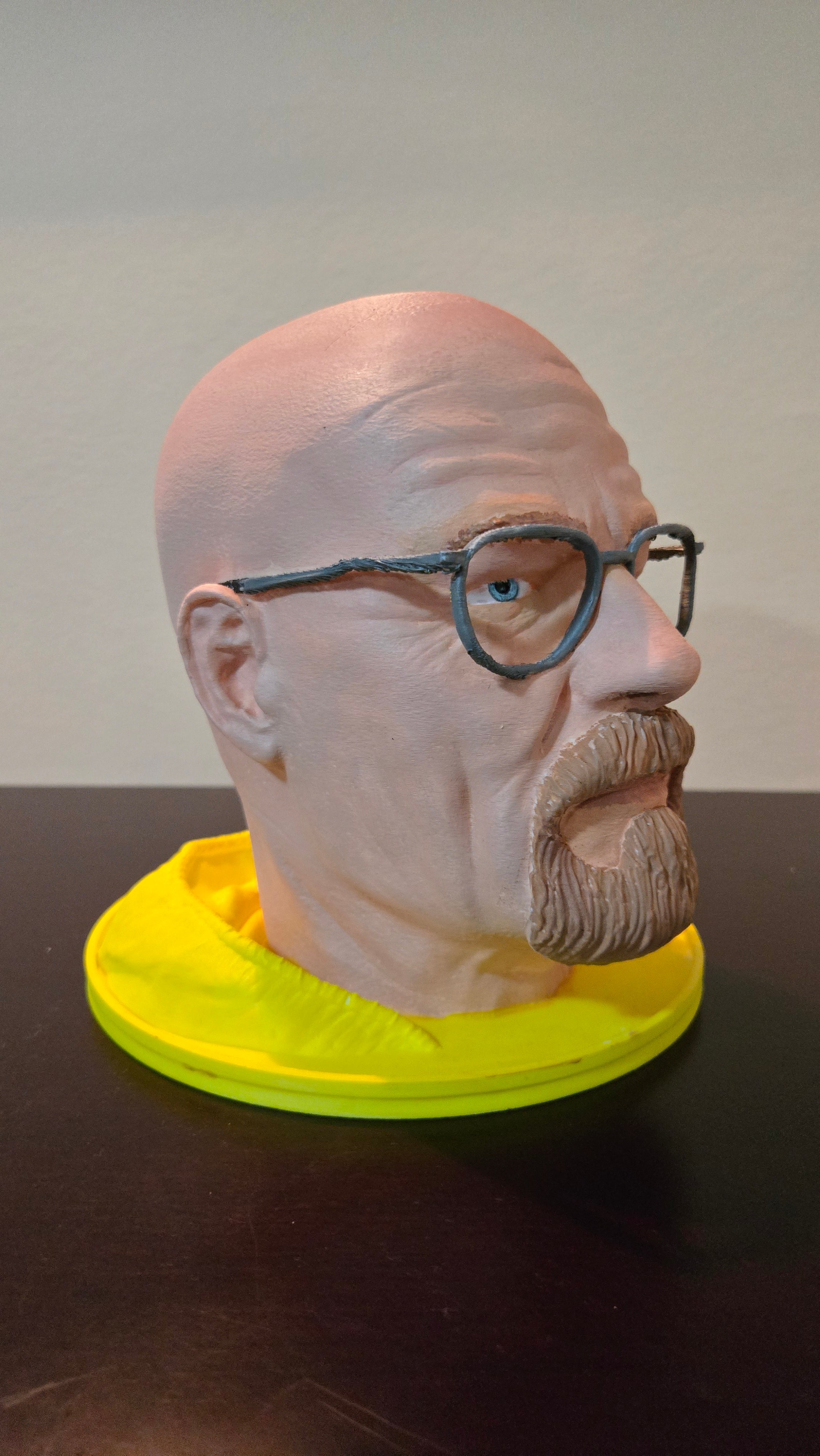 3D Реалистична Скулптура – Иконичен Лик со Рачно Боење