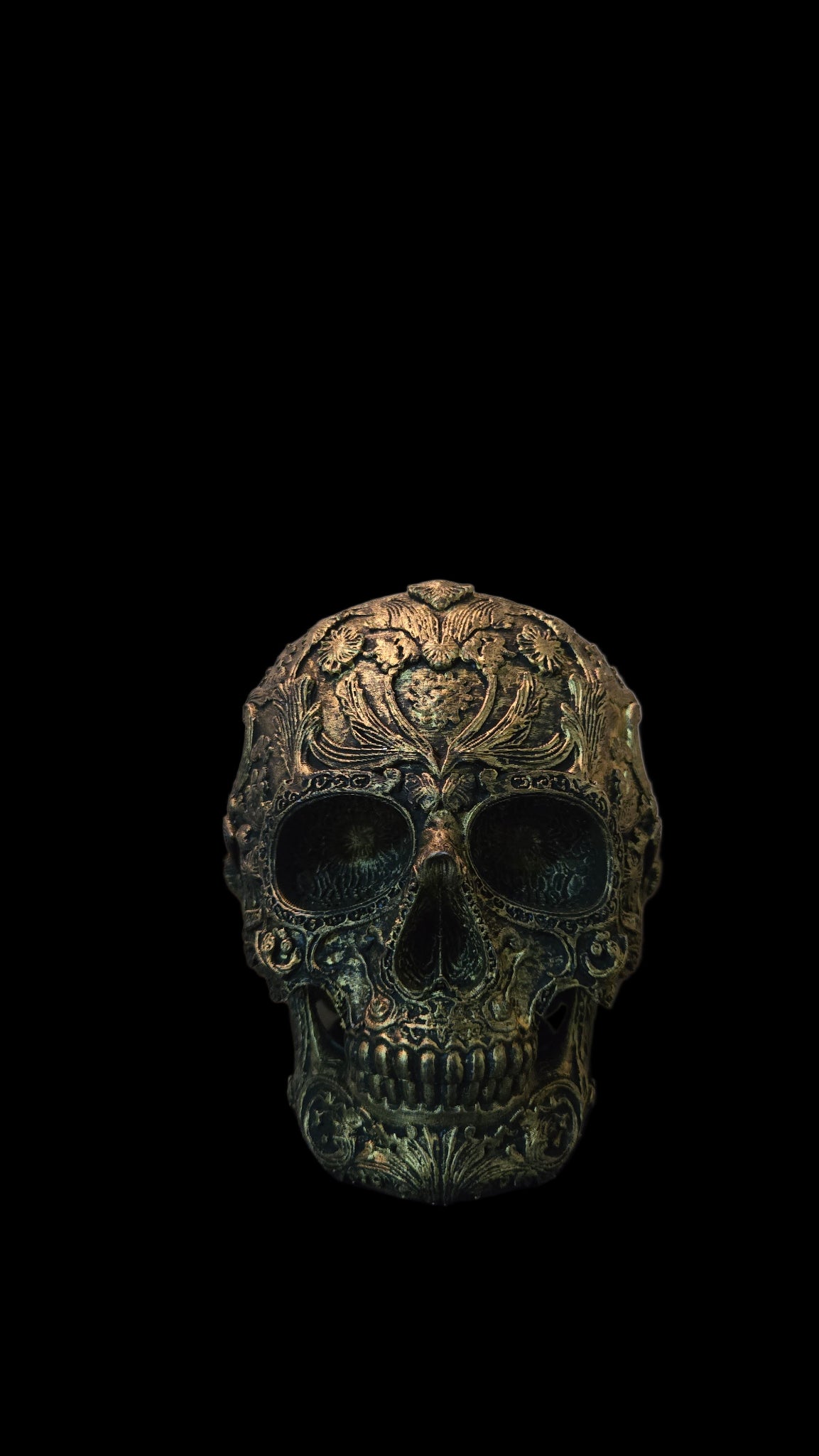 Декоративна Метална Черепна Скулптура – Рачно Изработен Антички Дизајн